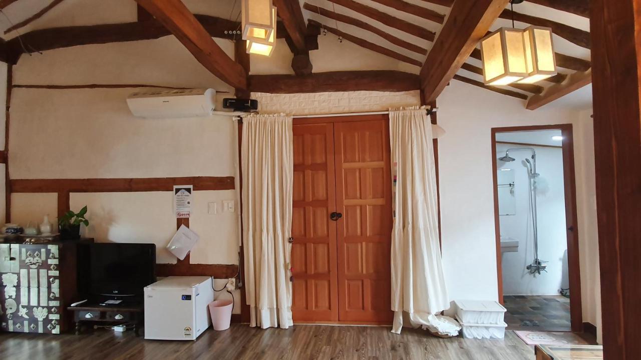 Greem Guesthouse Jeonju Exterior photo