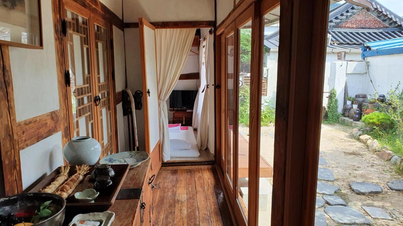 Greem Guesthouse Jeonju Exterior photo