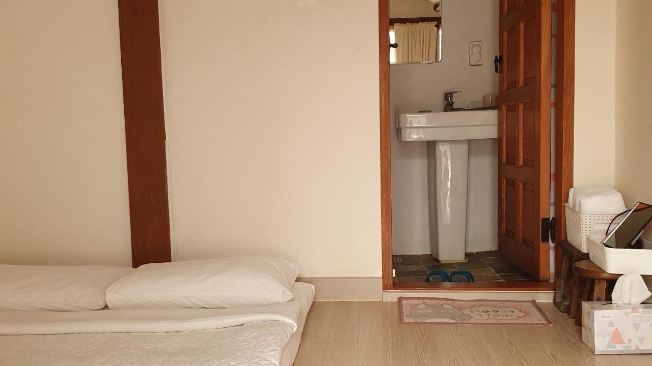Greem Guesthouse Jeonju Exterior photo
