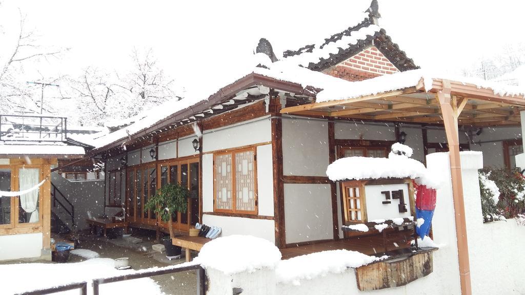 Greem Guesthouse Jeonju Exterior photo