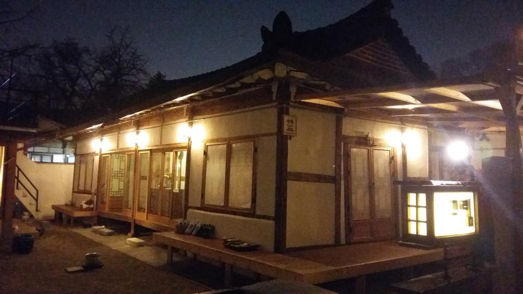 Greem Guesthouse Jeonju Exterior photo