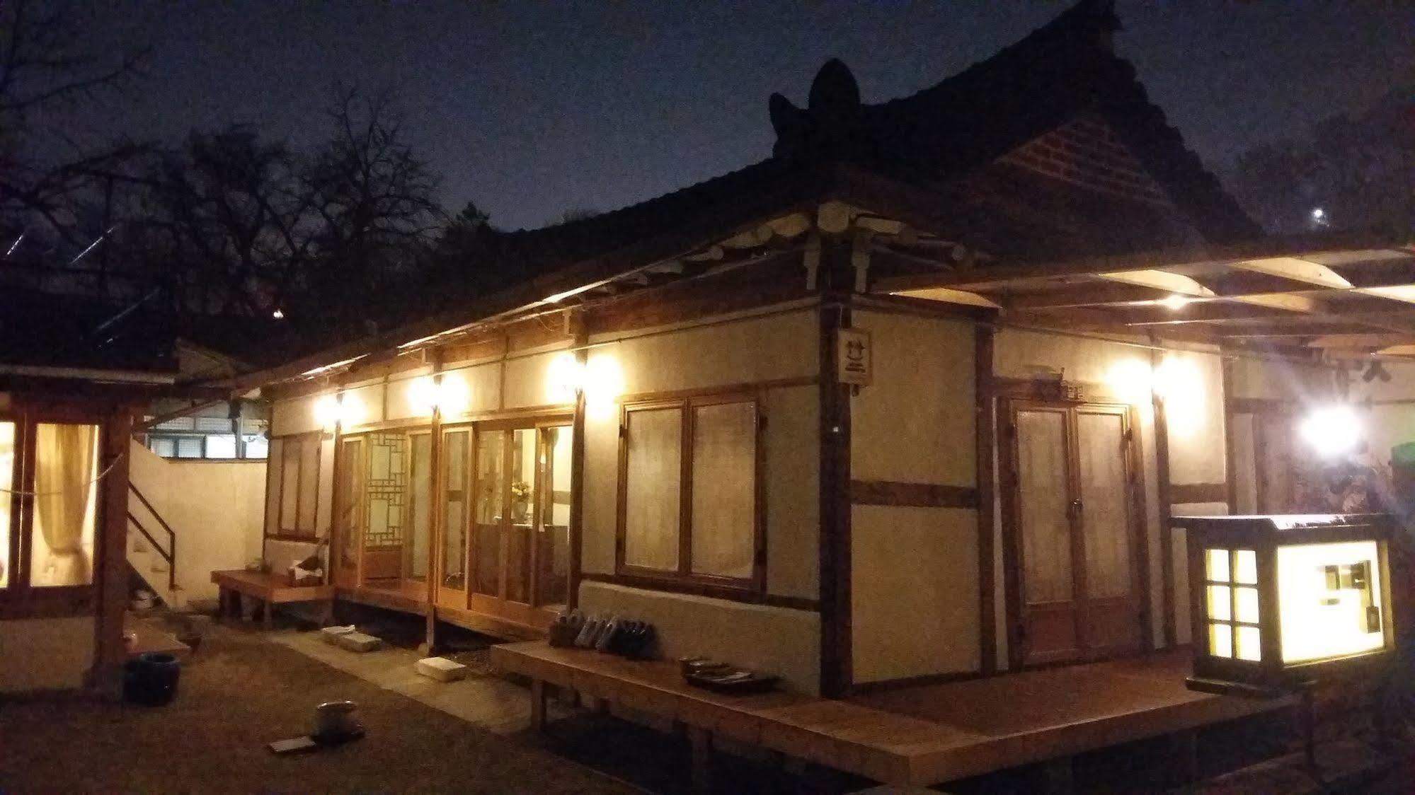 Greem Guesthouse Jeonju Exterior photo